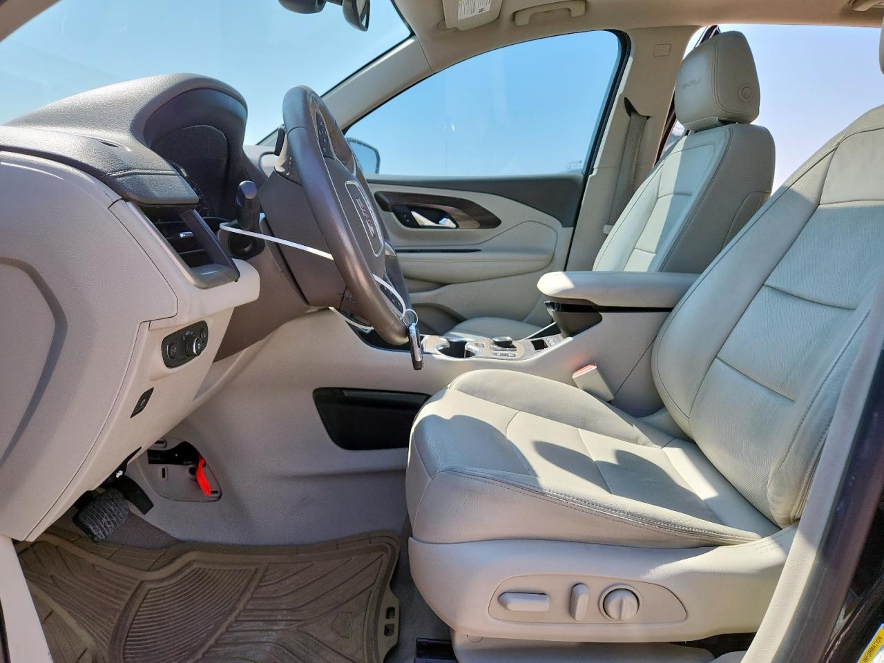 2018 GMC TERRAIN DENALI photo 13