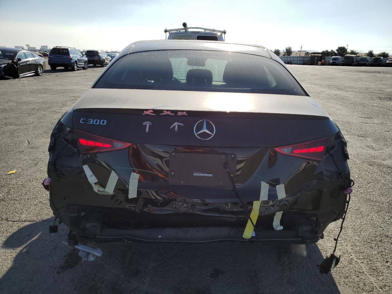 2025 MERCEDES-BENZ C 300 photo 11