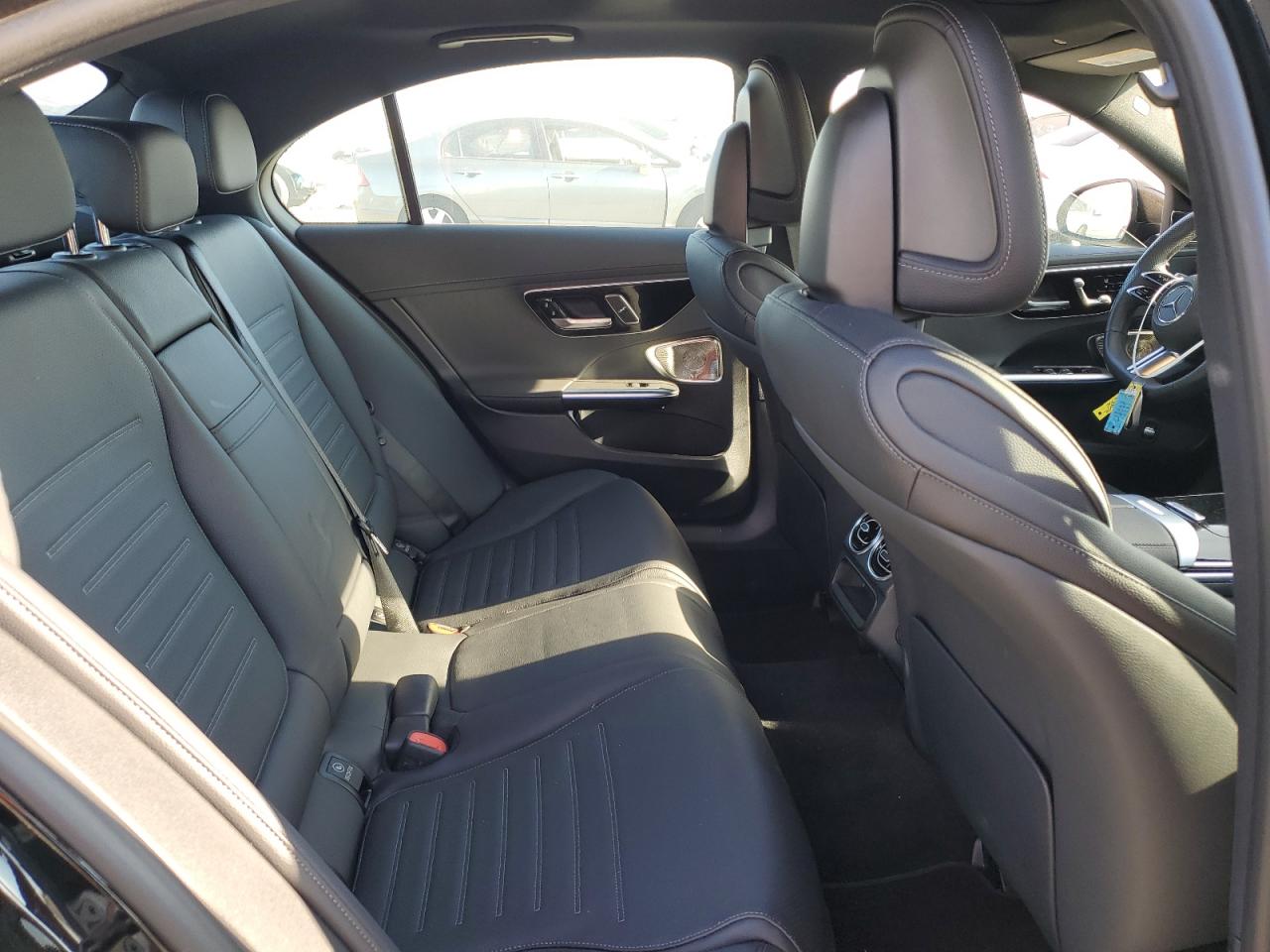 2025 MERCEDES-BENZ C 300 photo 19