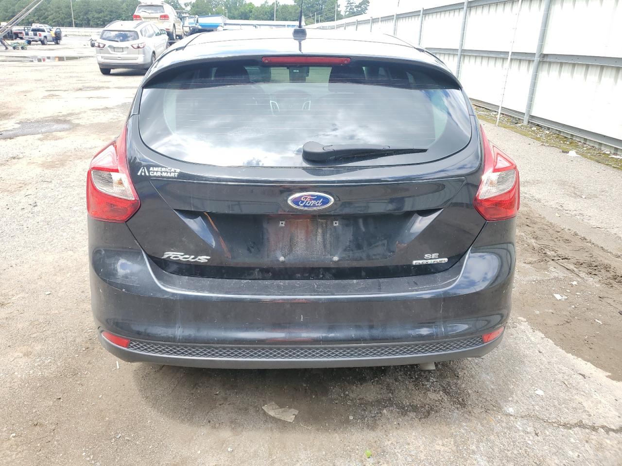 2014 FORD FOCUS SE photo 6