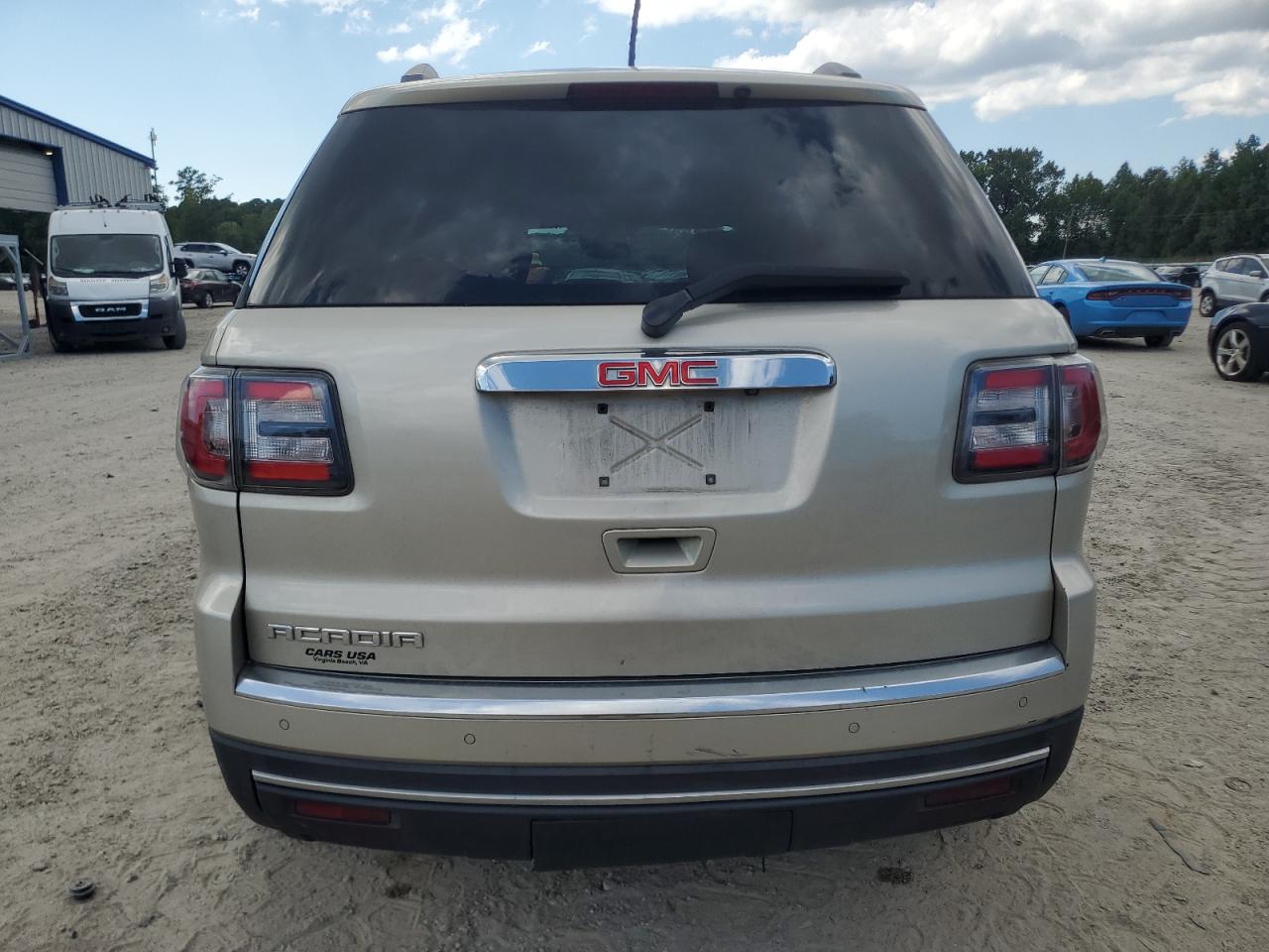 2014 GMC ACADIA SLE photo 6