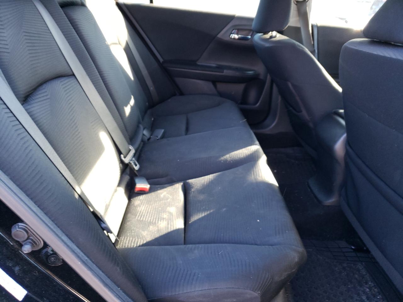 2014 HONDA ACCORD LX photo 28