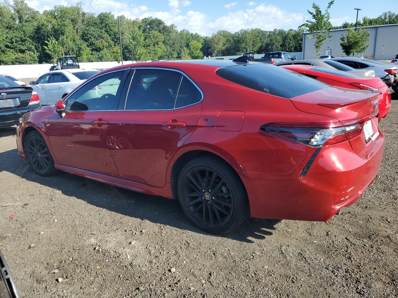 2021 TOYOTA CAMRY XSE photo 2