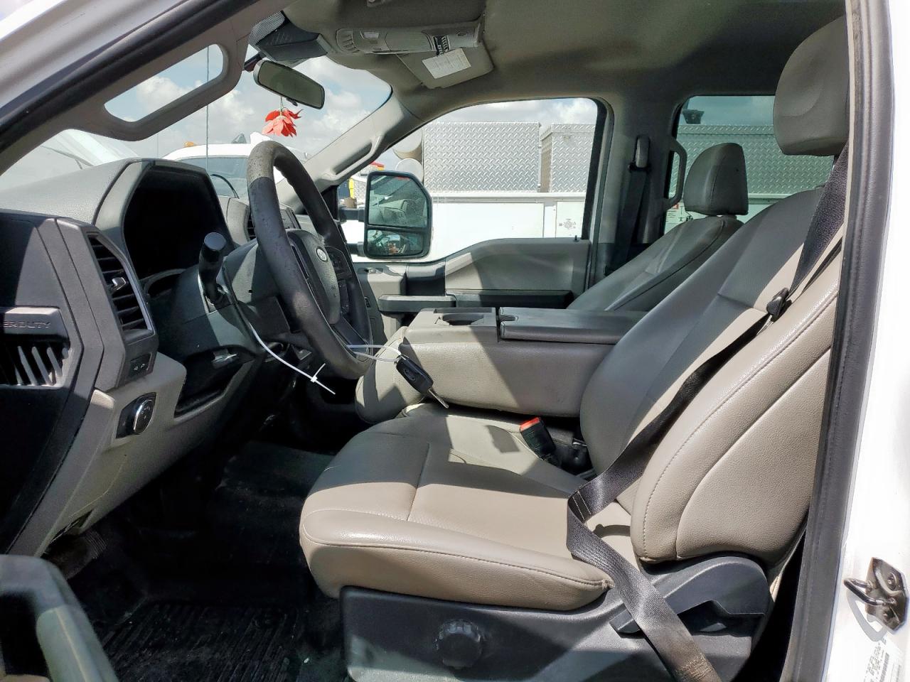 2022 FORD F550 SUPER DUTY photo 13