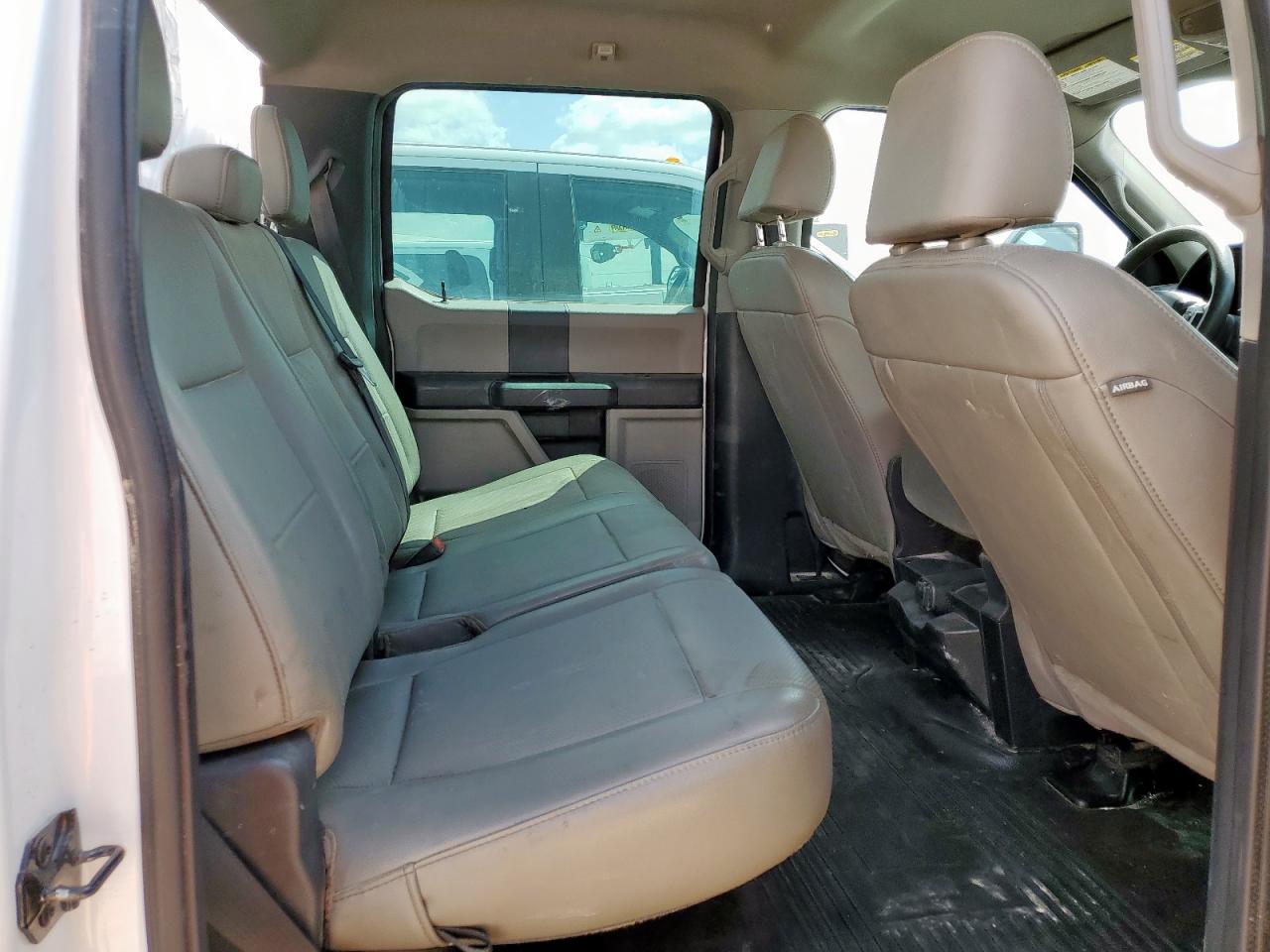 2022 FORD F550 SUPER DUTY photo 19