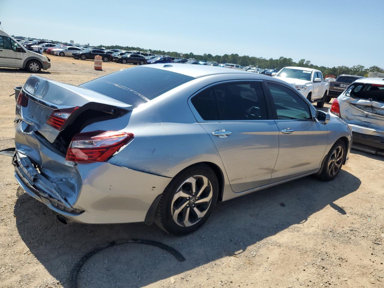 2016 HONDA ACCORD EXL photo 5