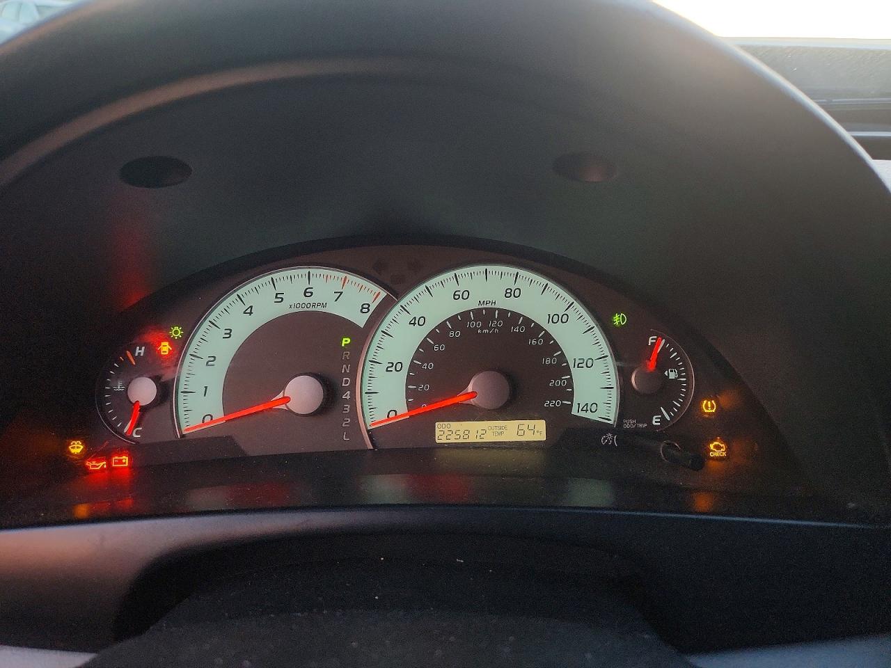 2009 TOYOTA CAMRY SE photo 9