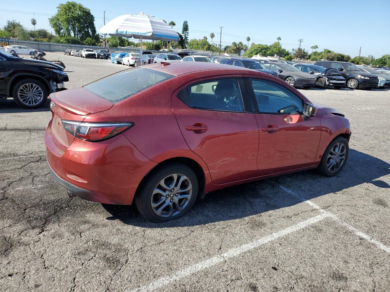 2019 TOYOTA YARIS L photo 5