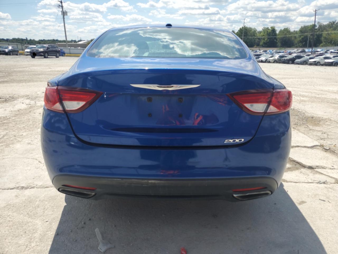2015 CHRYSLER 200 S photo 6