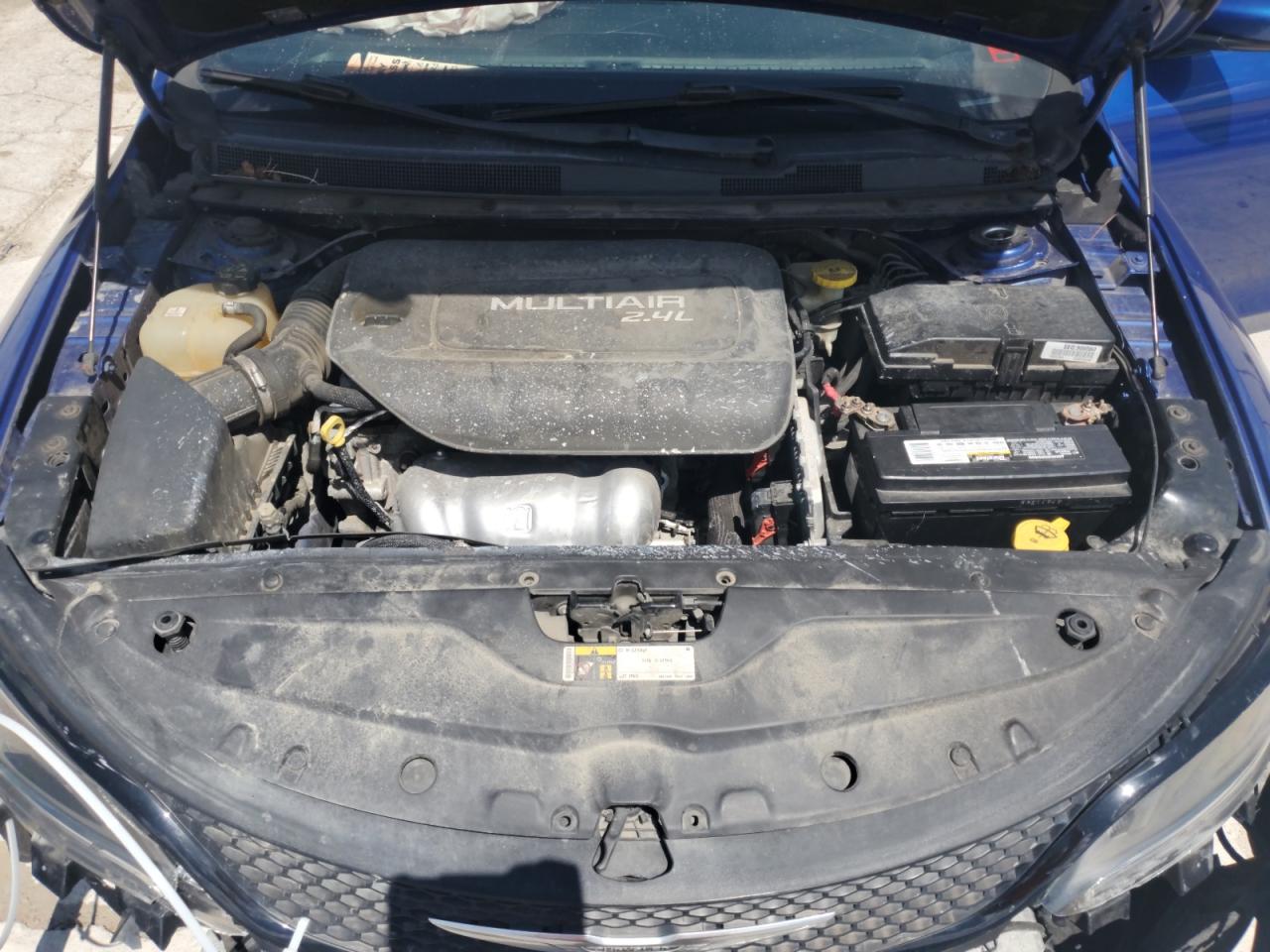 2015 CHRYSLER 200 S photo 11