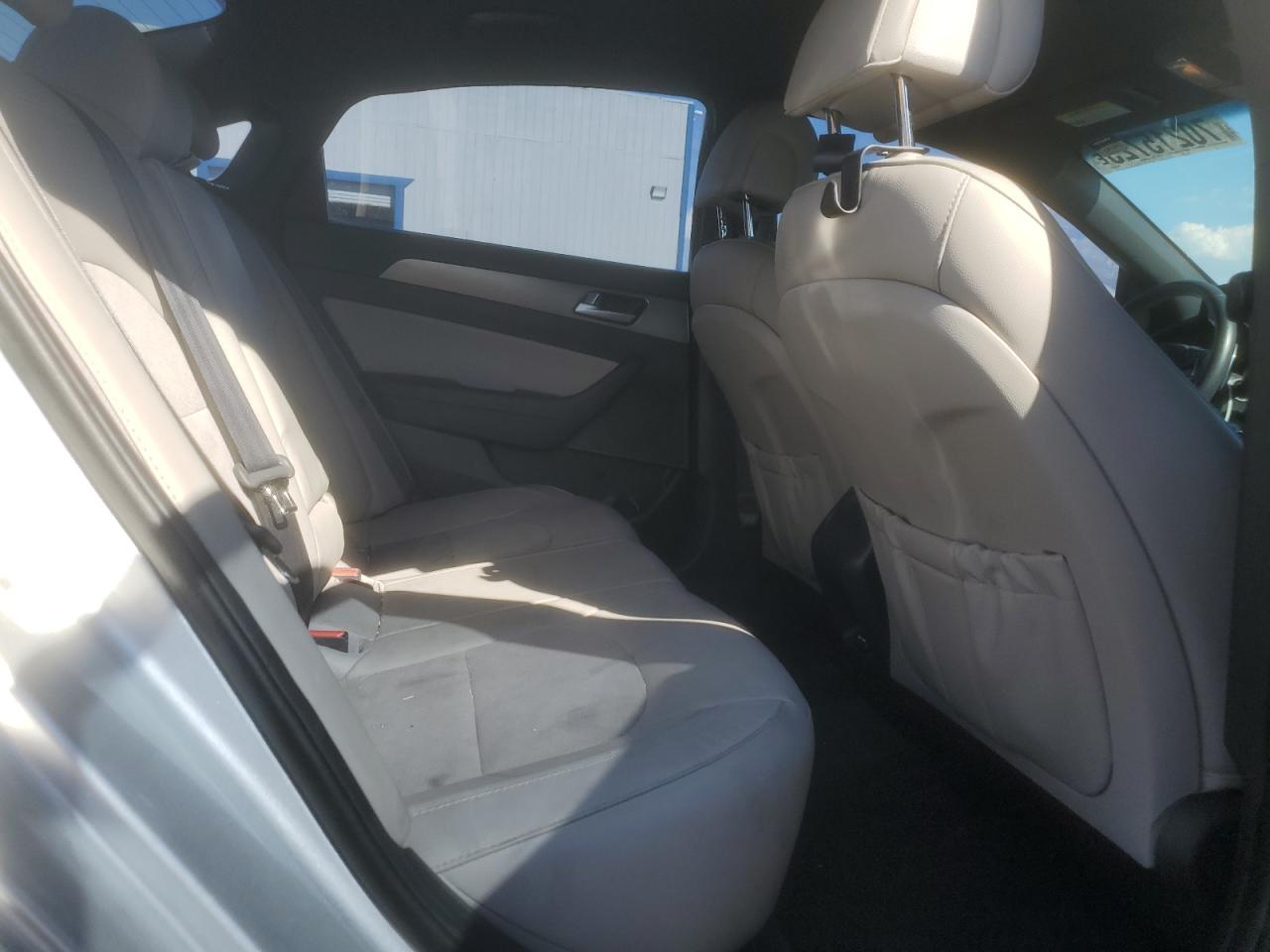 2017 HYUNDAI SONATA SPORT photo 19