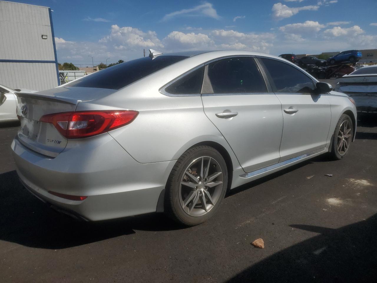 2017 HYUNDAI SONATA SPORT photo 5