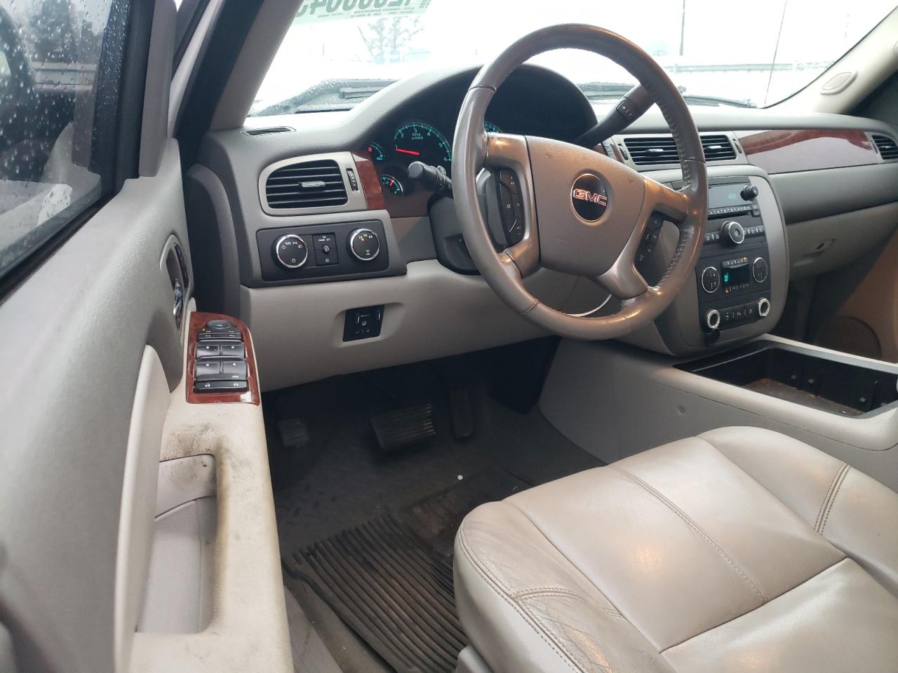 2010 GMC SIERRA K2500 SLT photo 8