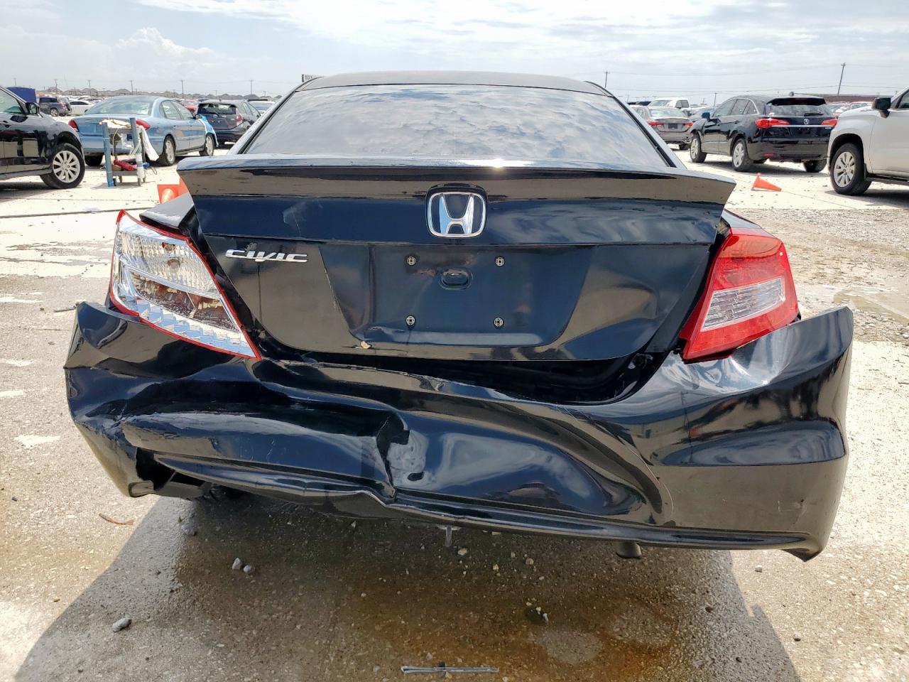 2012 HONDA CIVIC LX photo 11