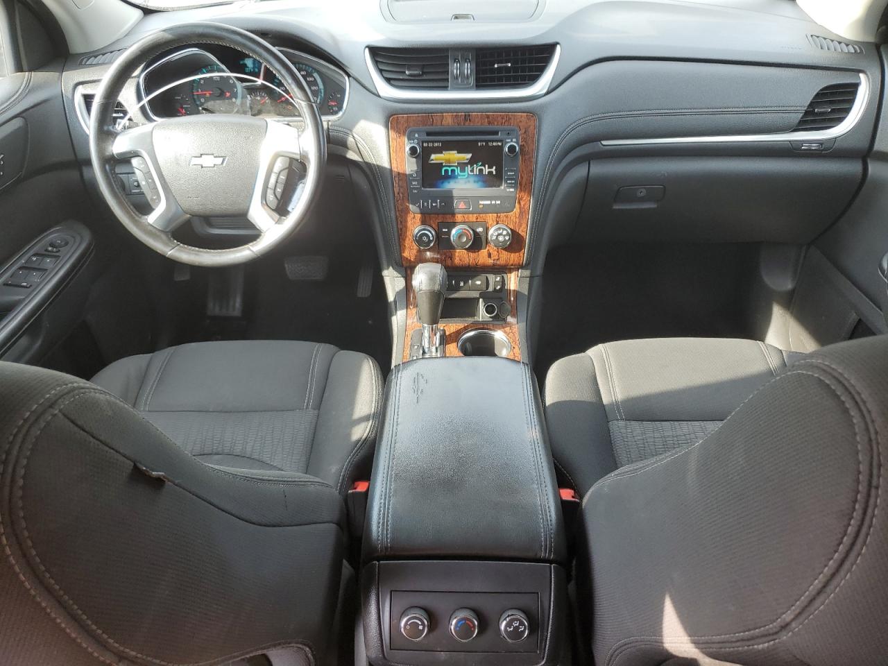 2014 CHEVROLET TRAVERSE LT photo 22