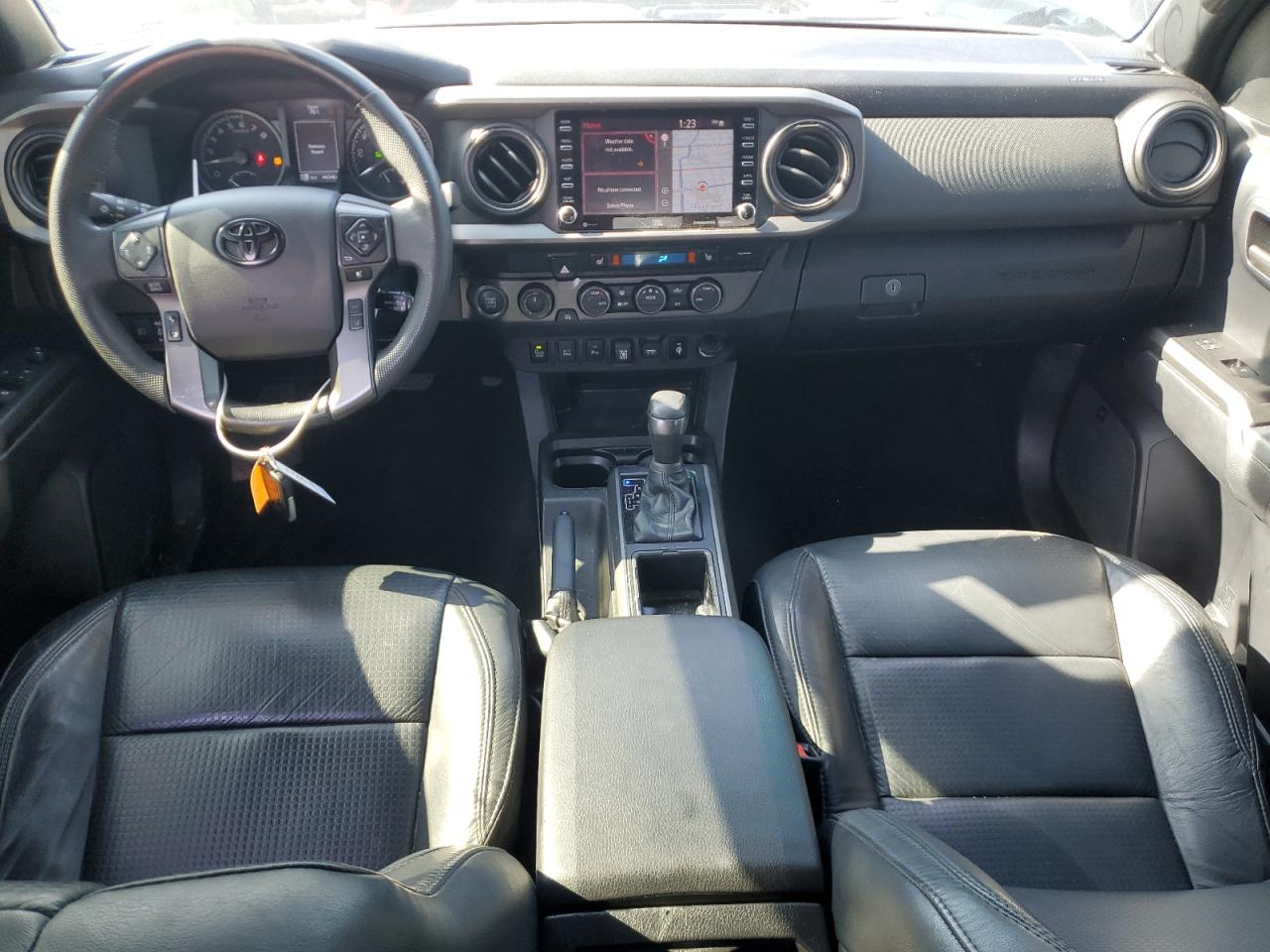 2021 TOYOTA TACOMA photo 8
