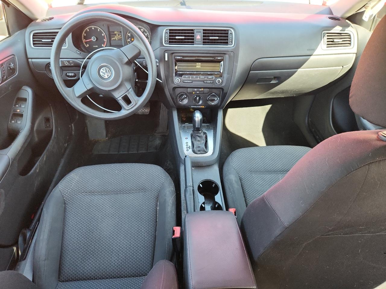 2014 VOLKSWAGEN JETTA BASE photo 22