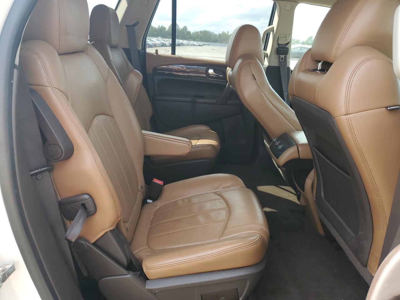2014 BUICK ENCLAVE photo 31