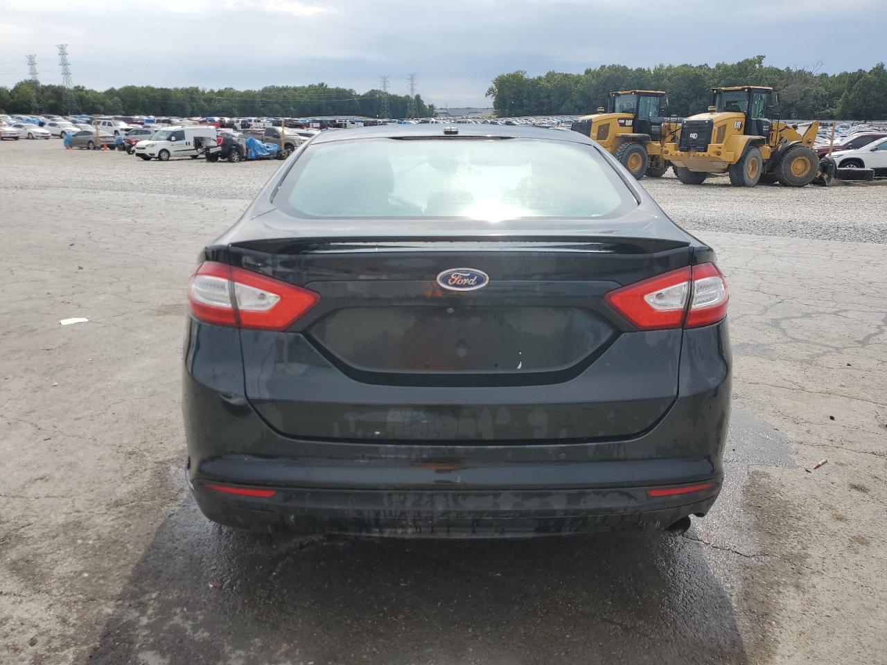 2015 FORD FUSION photo 16