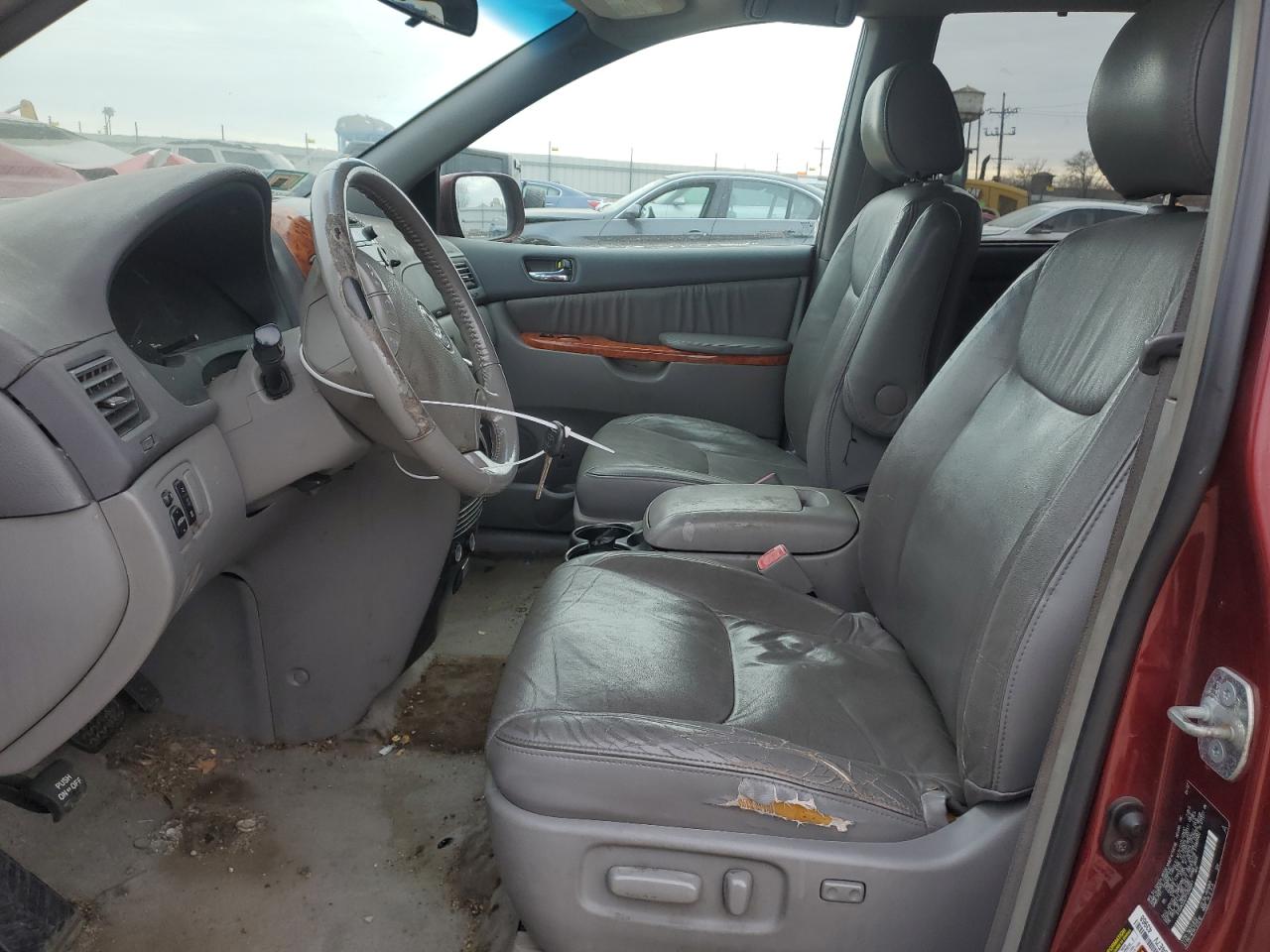 2007 TOYOTA SIENNA photo 7