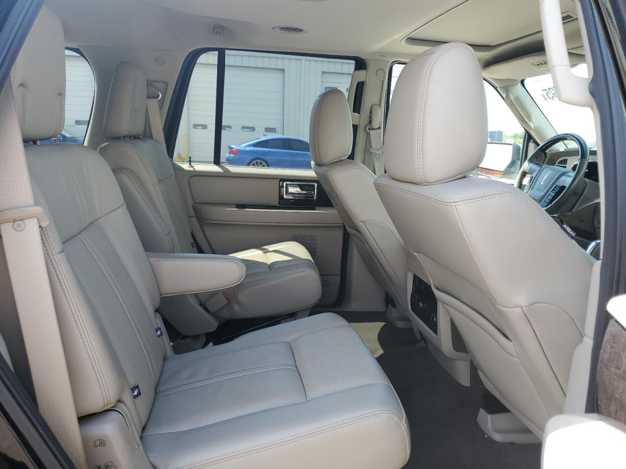 2017 LINCOLN NAVIGATOR SELECT photo 31