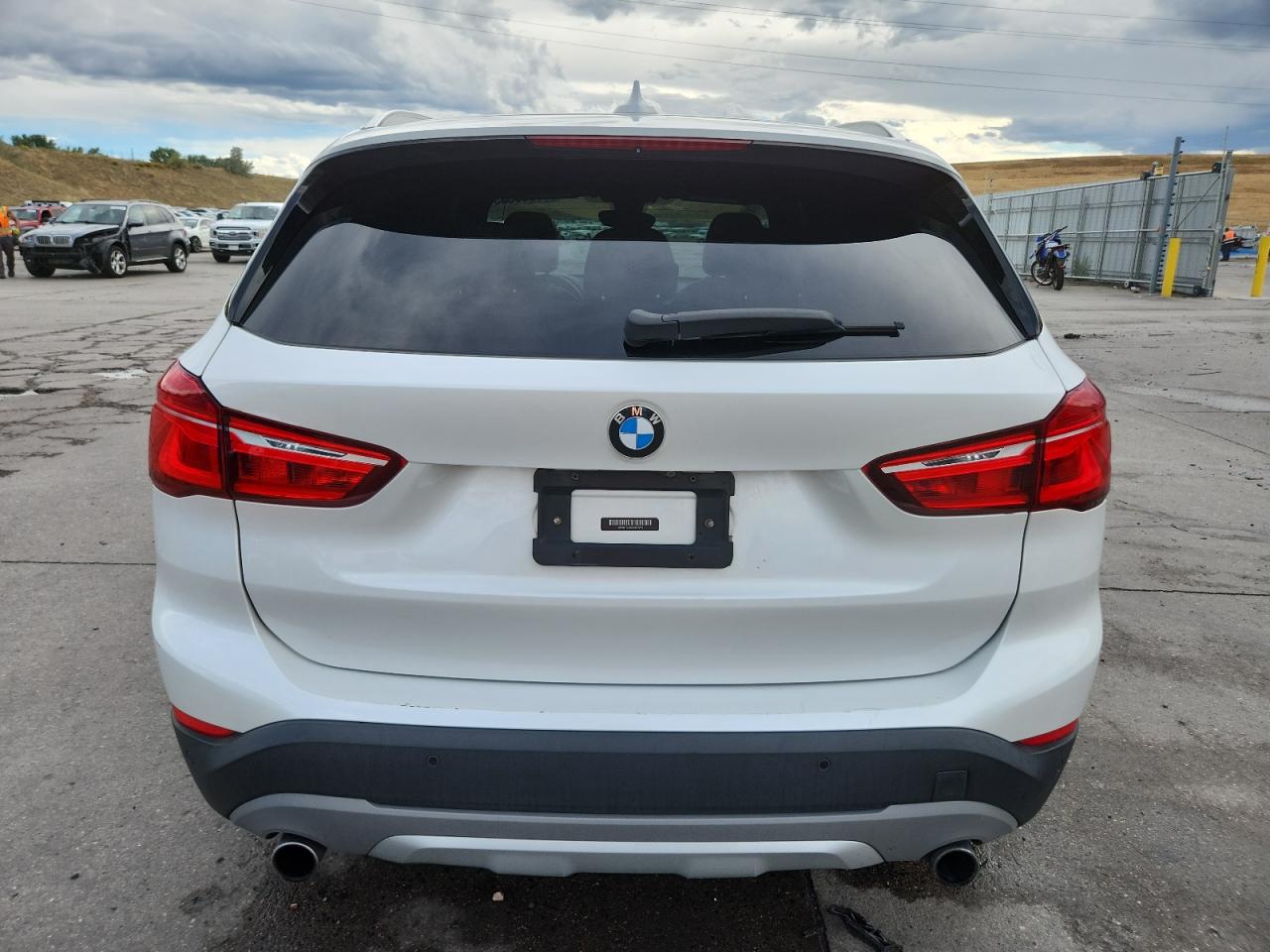 2016 BMW X1 XDRIVE28I photo 11