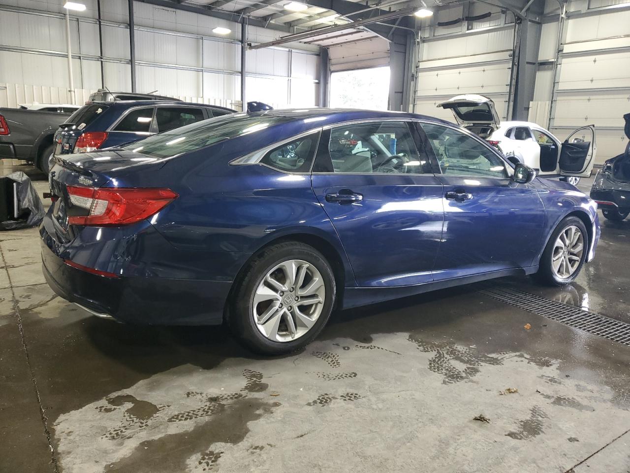 2020 HONDA ACCORD LX photo 5