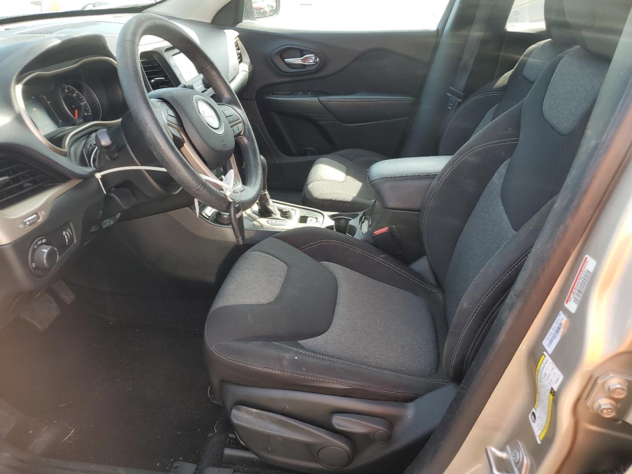 2015 JEEP CHEROKEE SPORT photo 7