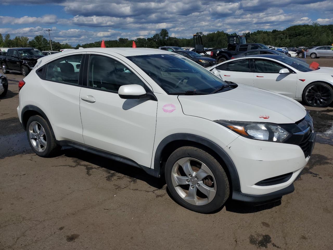 2016 HONDA HR-V LX photo 4