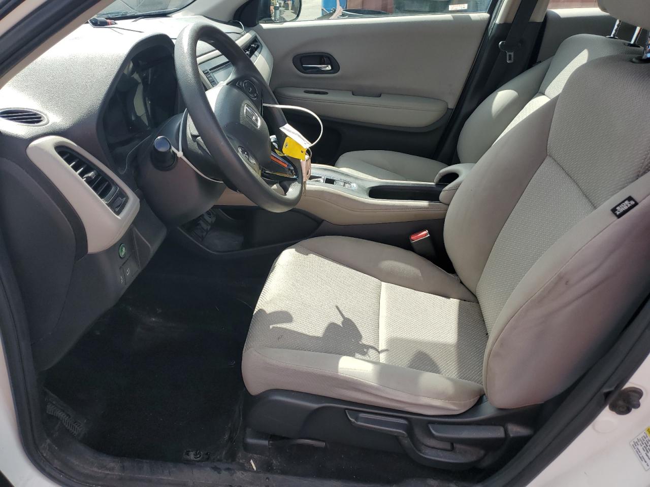 2016 HONDA HR-V LX photo 7