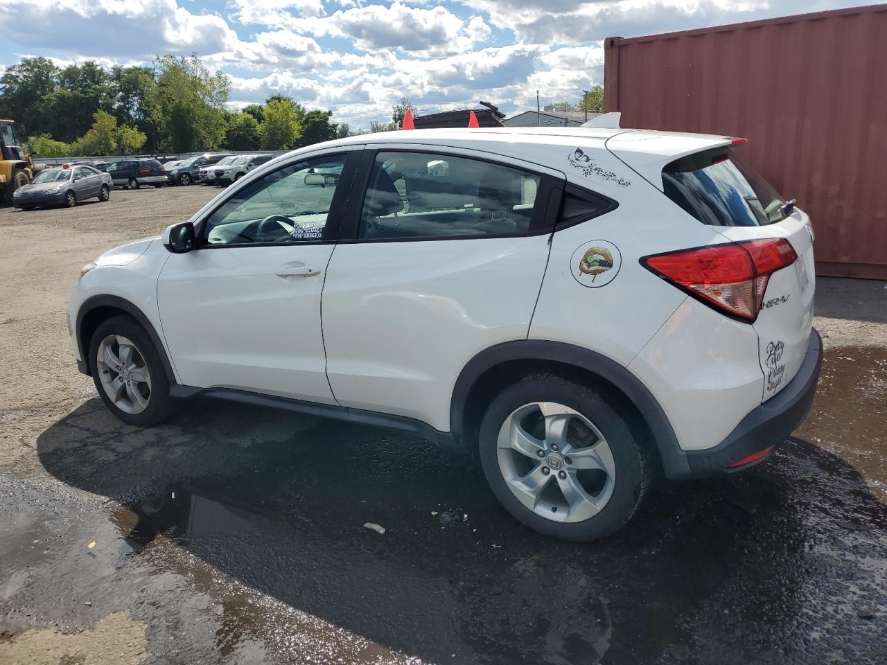 2016 HONDA HR-V LX photo 2