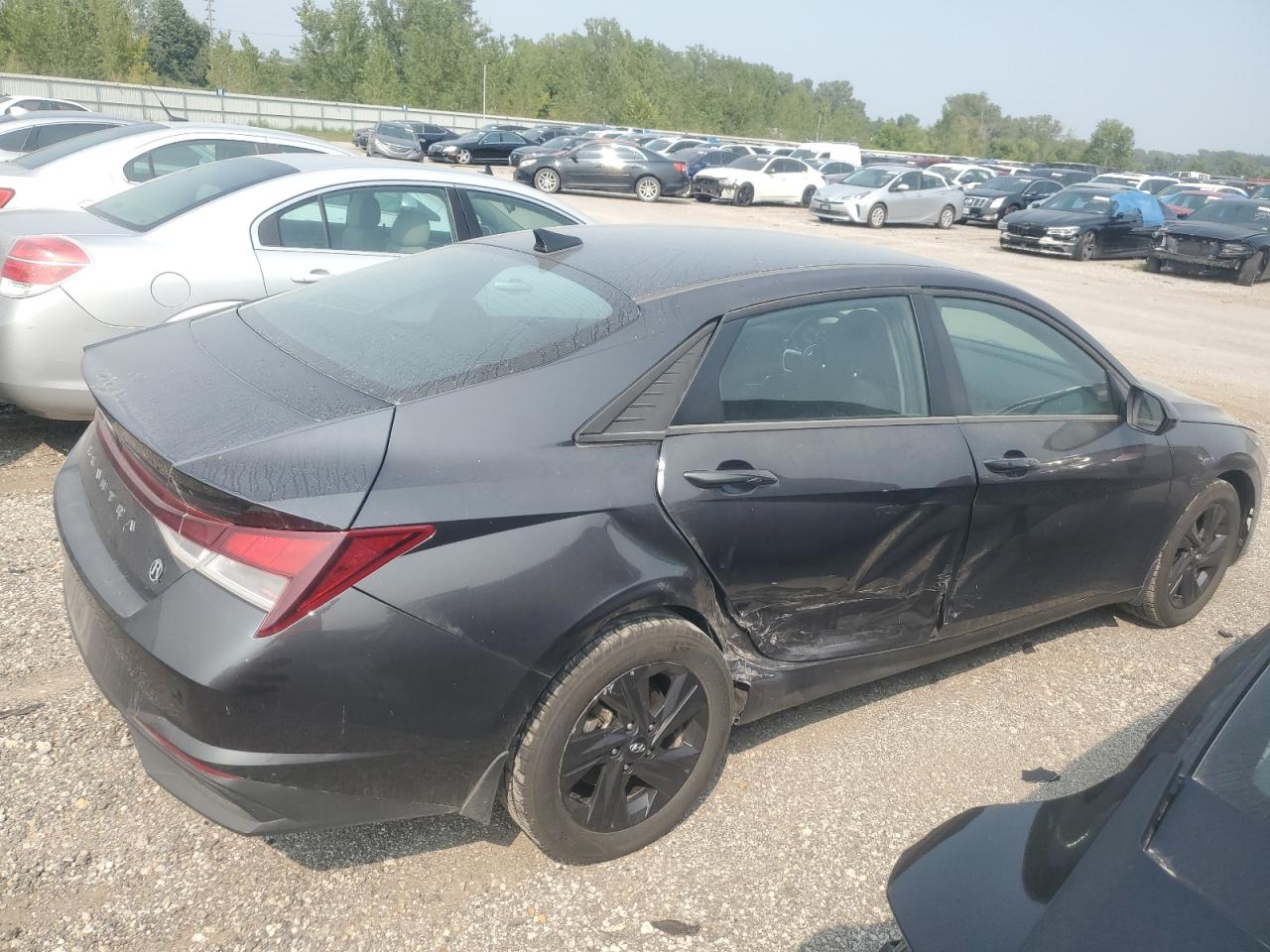 2022 HYUNDAI ELANTRA SEL photo 7