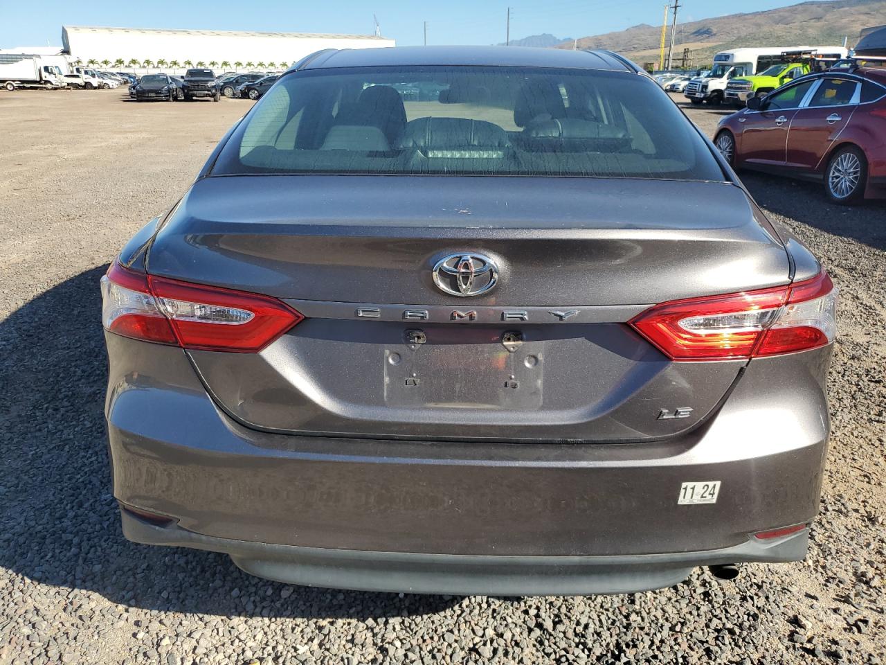 2018 TOYOTA CAMRY L photo 11