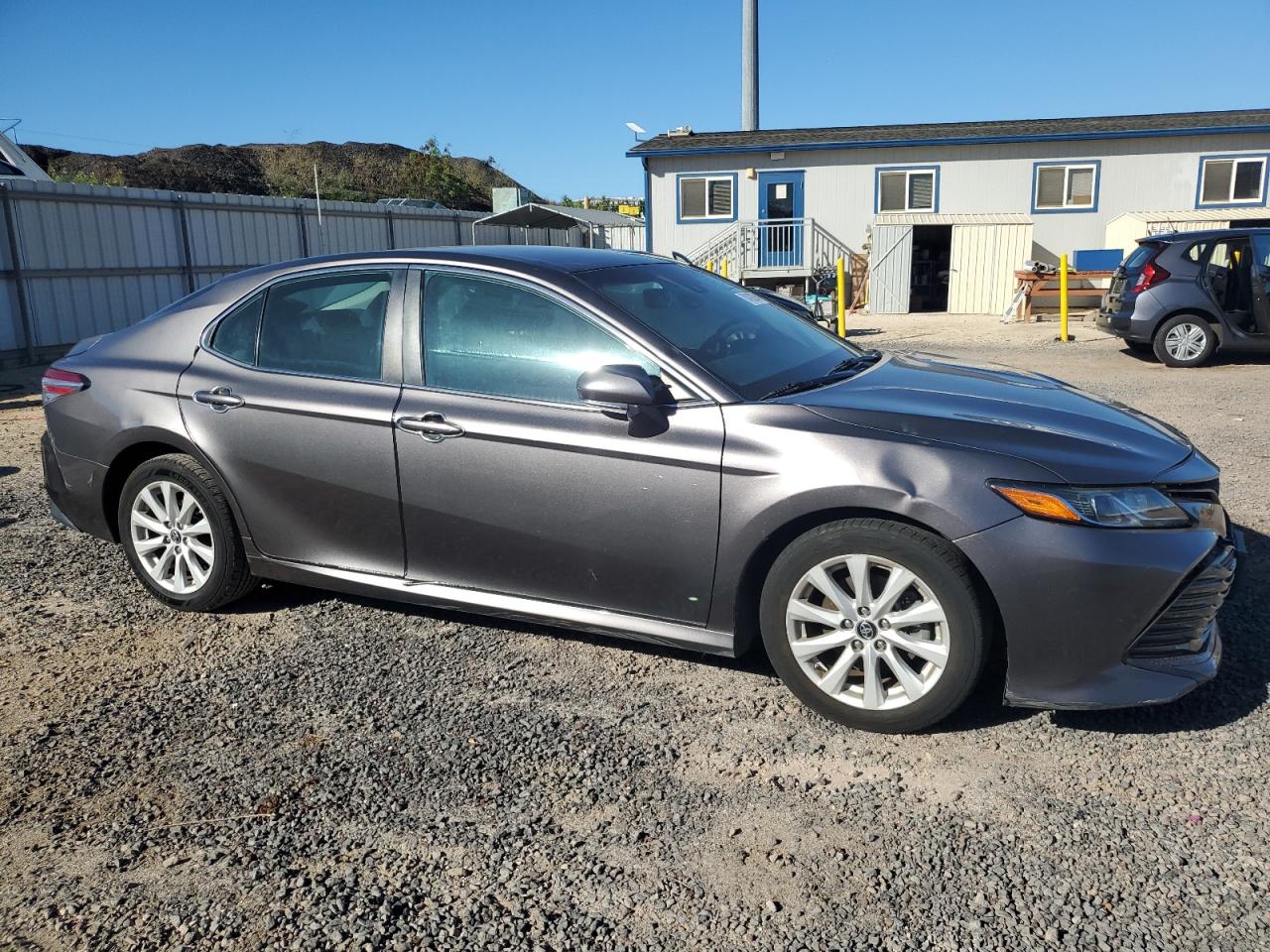2018 TOYOTA CAMRY L photo 7