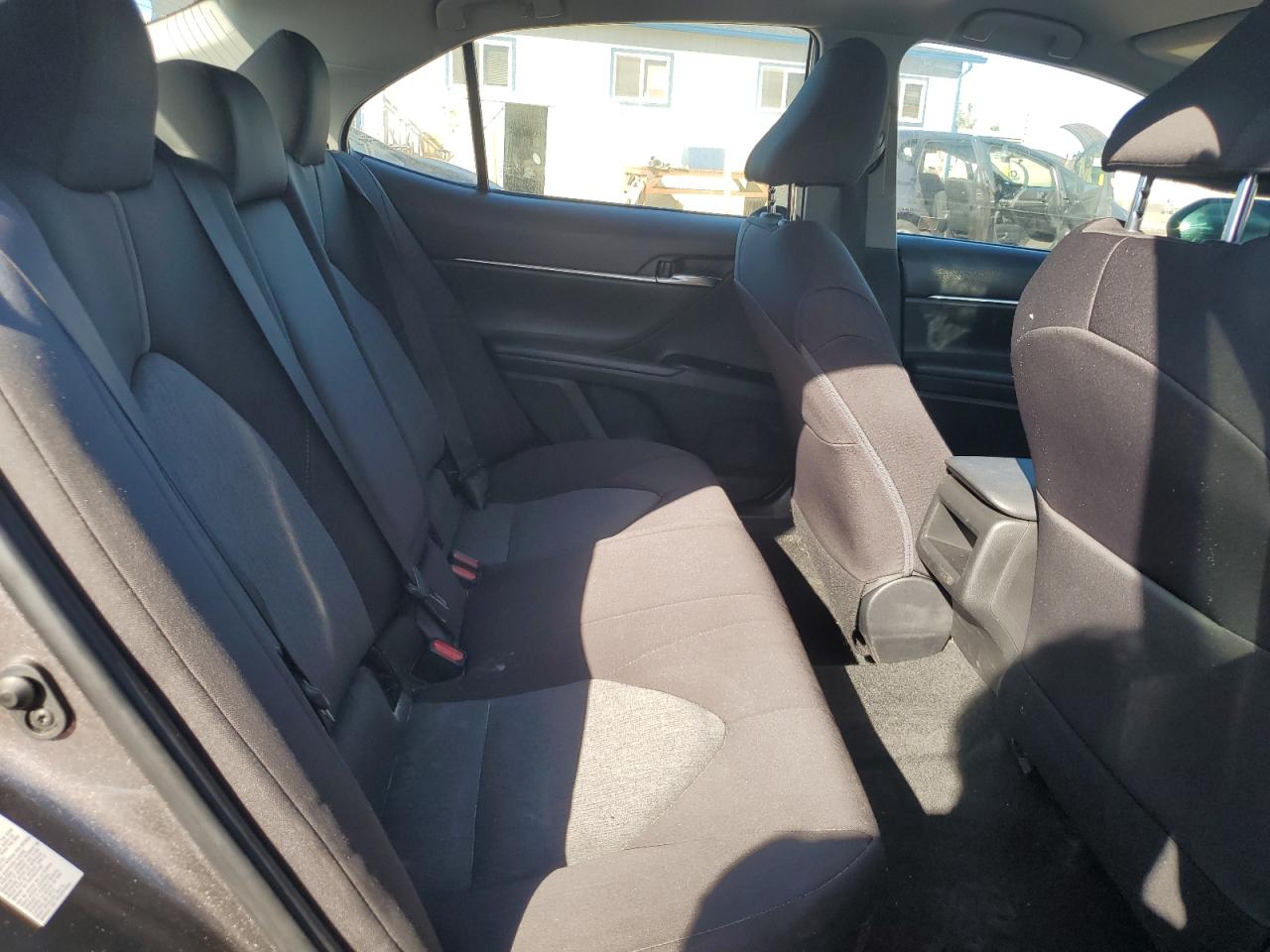 2018 TOYOTA CAMRY L photo 19