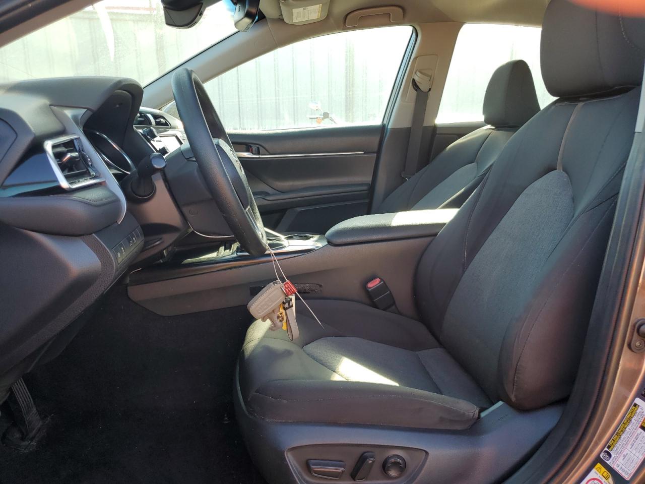 2018 TOYOTA CAMRY L photo 13