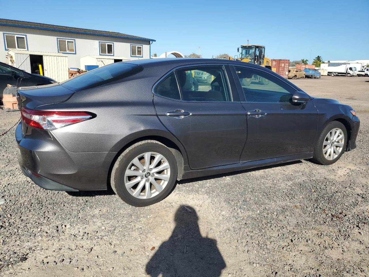 2018 TOYOTA CAMRY L photo 5