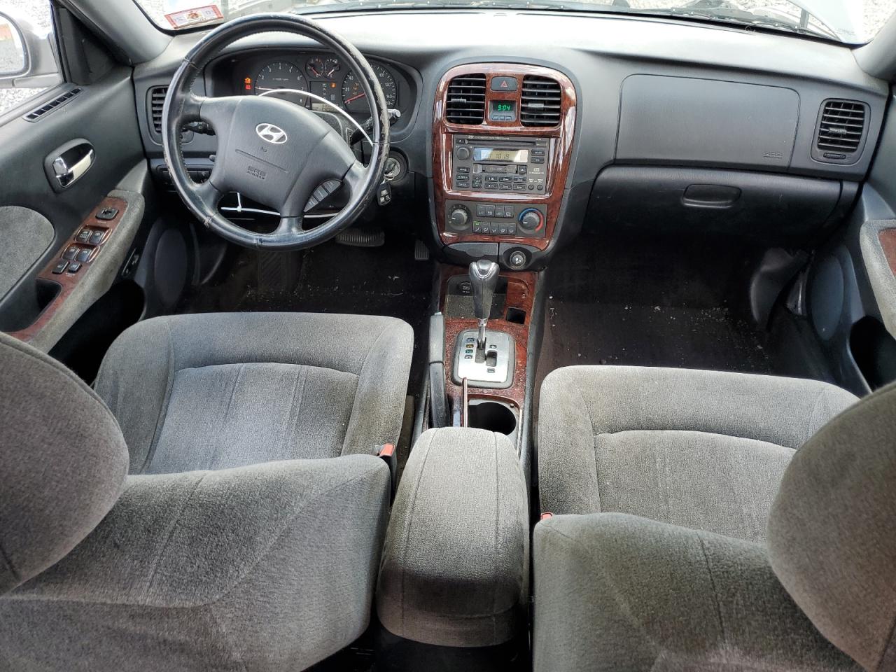 2004 HYUNDAI SONATA GLS photo 15