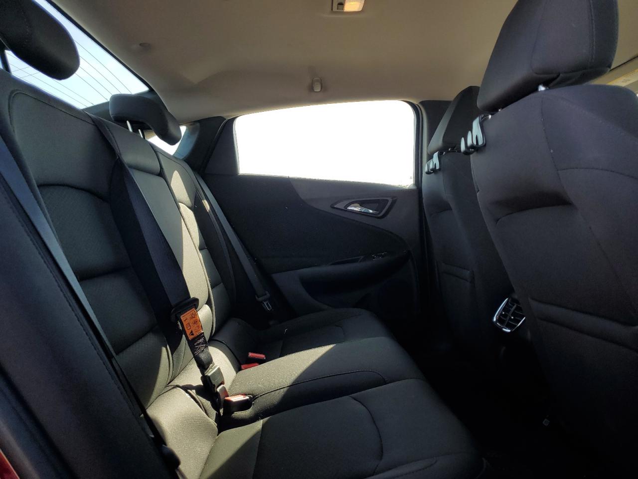 2017 CHEVROLET MALIBU LT photo 28