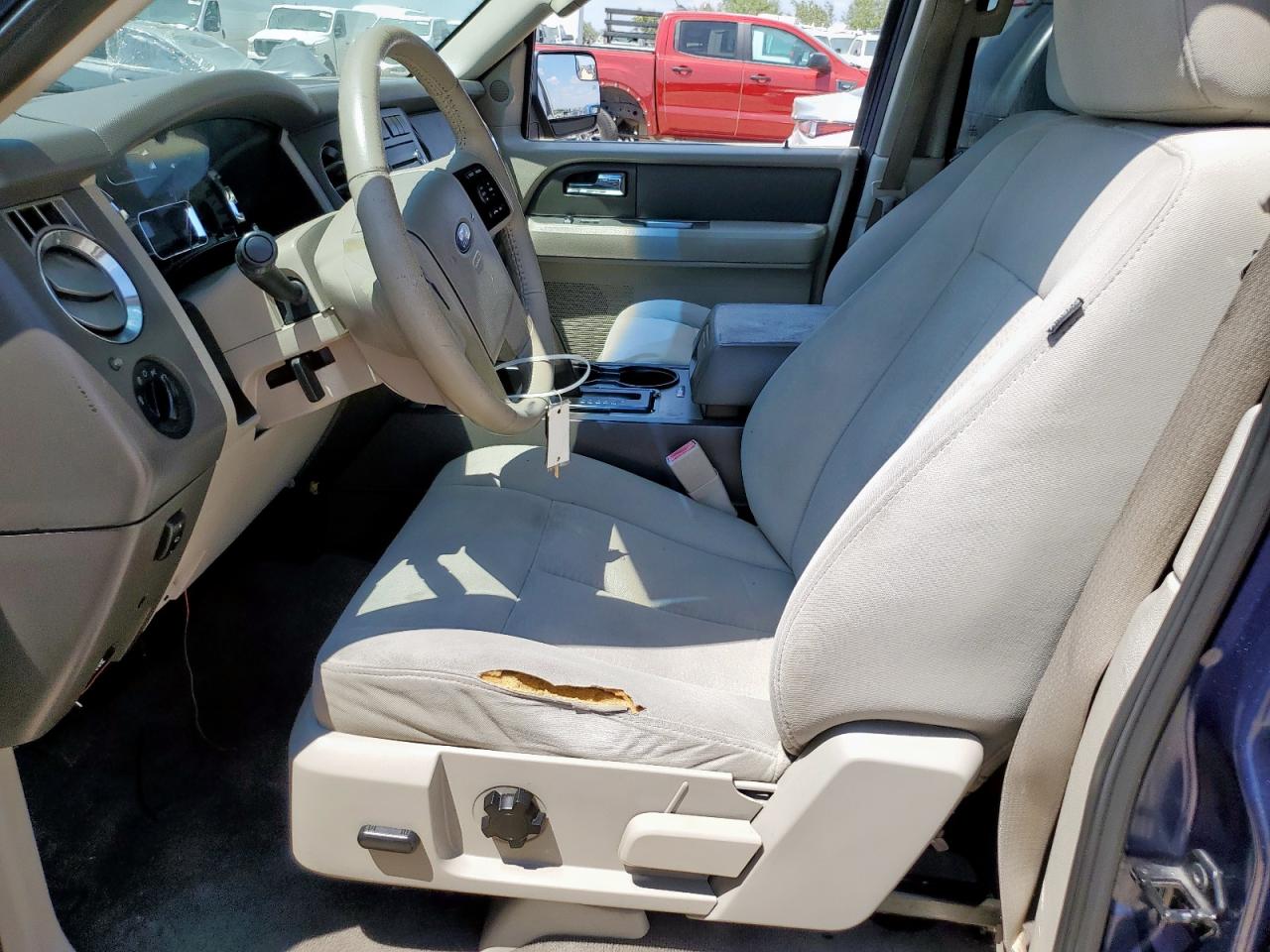 2013 FORD EXPEDITION XLT photo 13