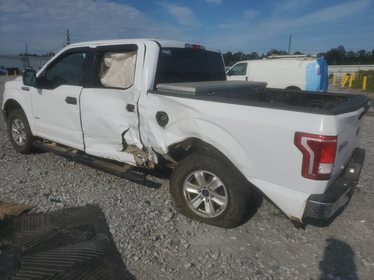 2016 FORD F150 SUPERCREW photo 3