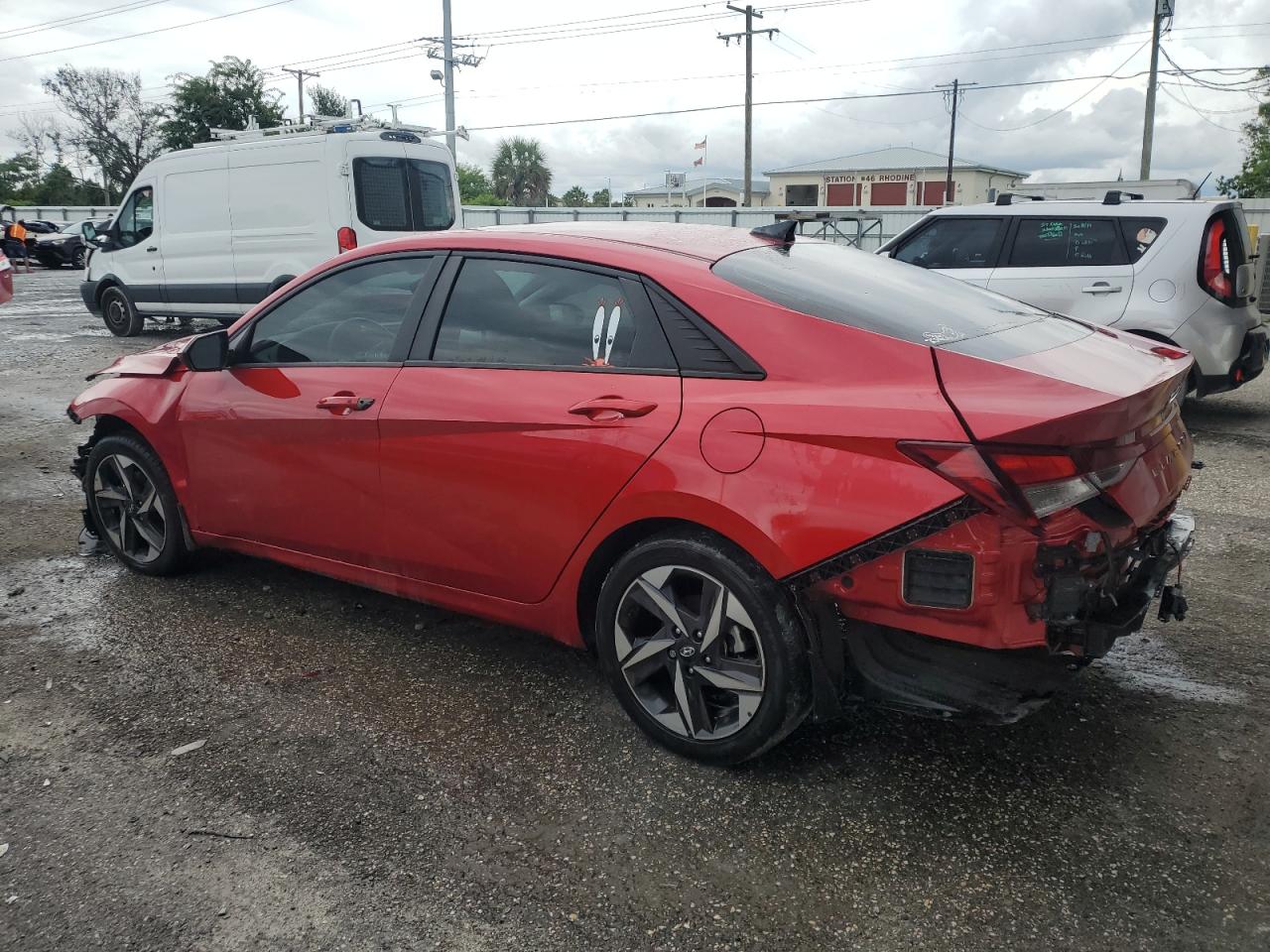 2023 HYUNDAI ELANTRA SEL photo 2