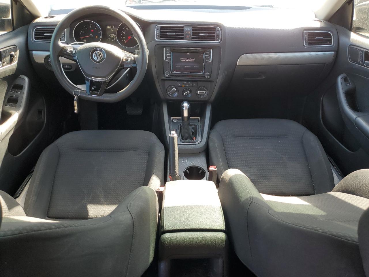 2016 VOLKSWAGEN JETTA SE photo 22