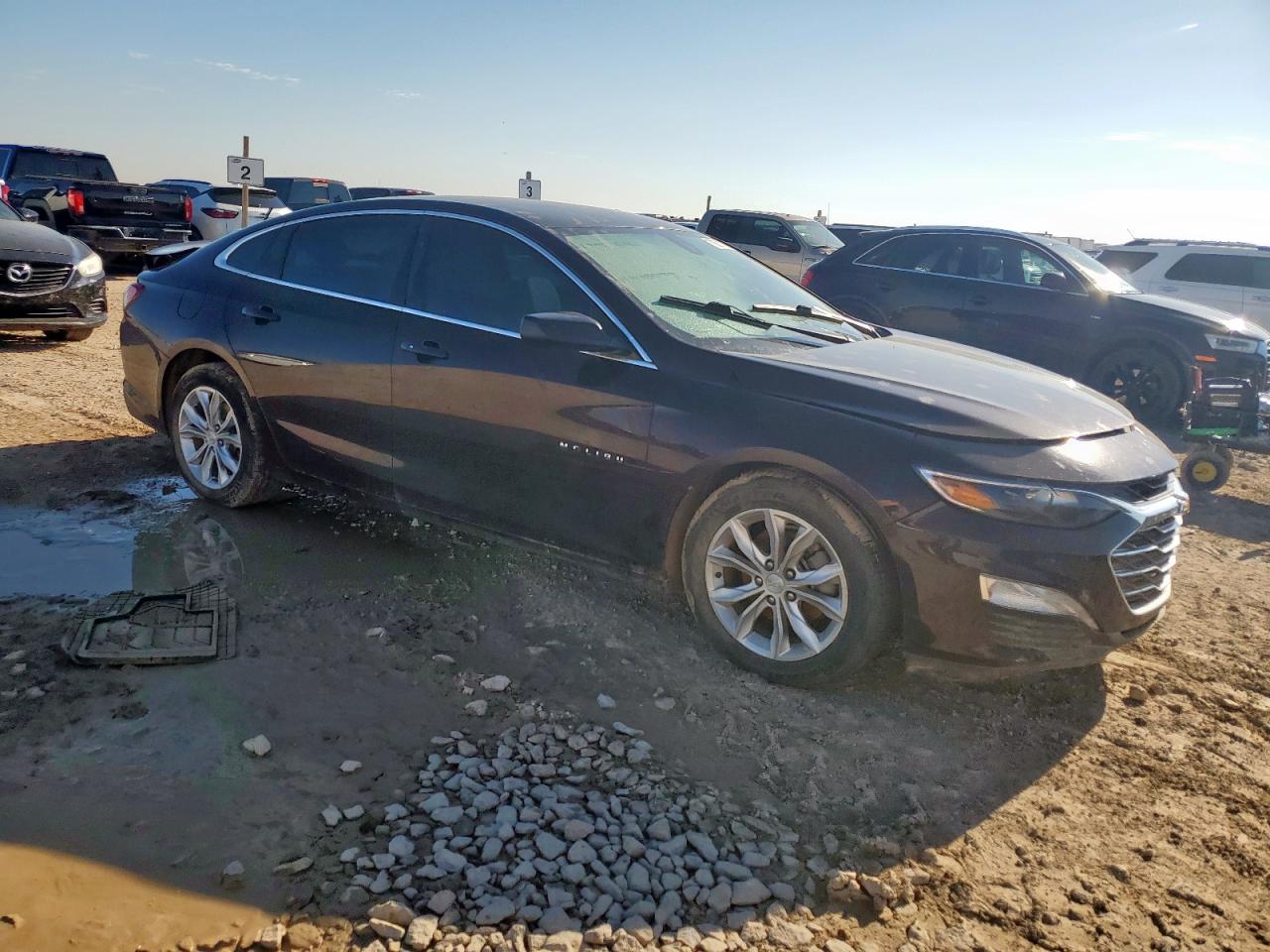 2020 CHEVROLET MALIBU LT photo 4