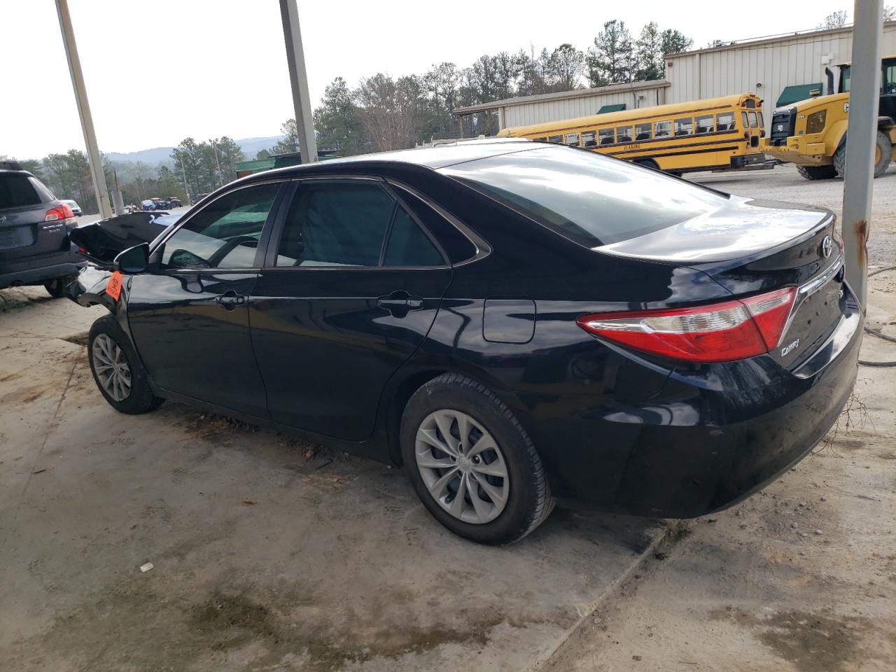 2017 TOYOTA CAMRY LE photo 4