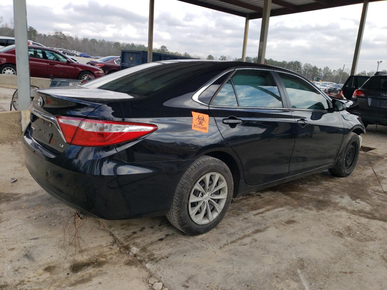 2017 TOYOTA CAMRY LE photo 7