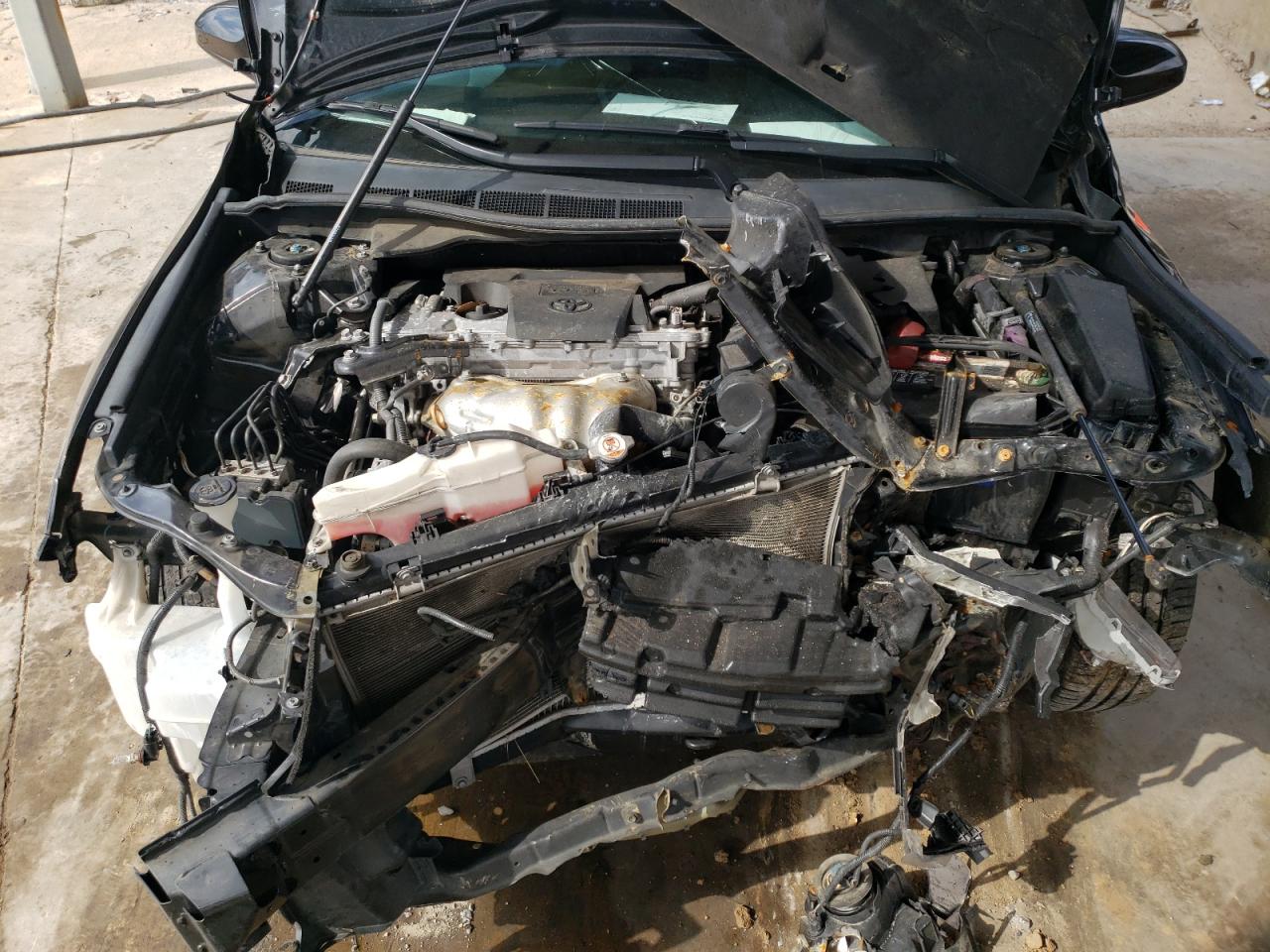 2017 TOYOTA CAMRY LE photo 31