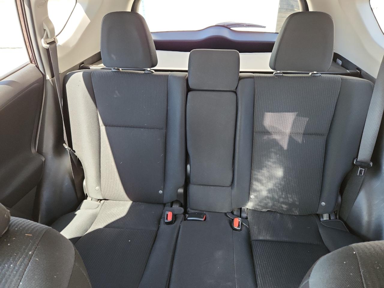 2016 TOYOTA RAV4 LE photo 19