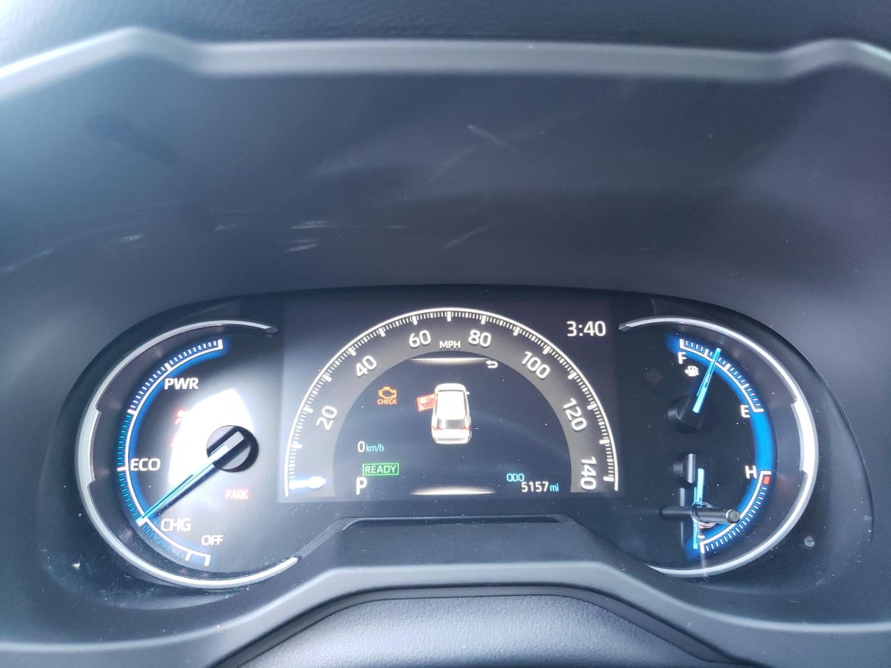 2024 TOYOTA RAV4 LE photo 17