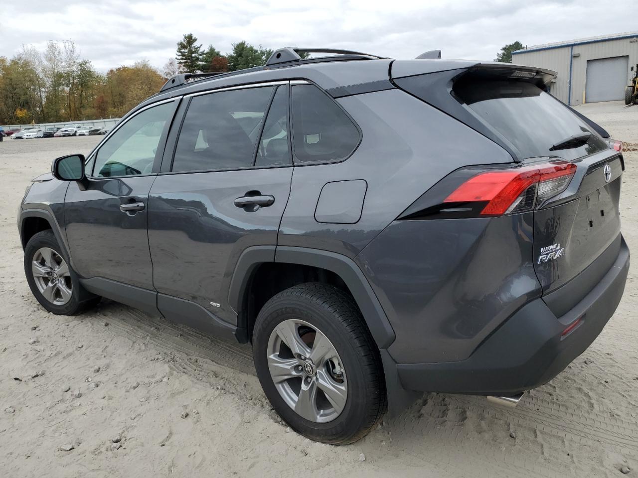 2024 TOYOTA RAV4 LE photo 3